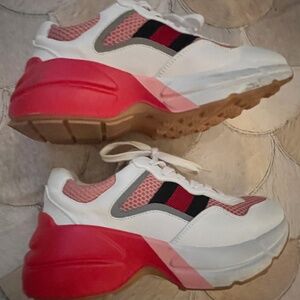 Gucci Sneakers Tennis Shoes